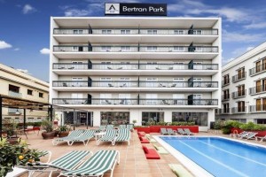 aqua-hotel-bertran-park-4 aqua-hotel-bertran-park-4