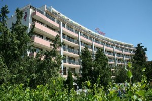 flamingo-4 flamingo-4