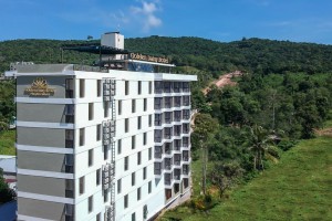 golden-daisy-hotel-3 golden-daisy-hotel-3