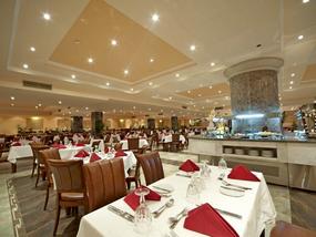 Ресторан отеля AMC ROYAL RESORT 5* Ресторан отеля AMC ROYAL RESORT 5*