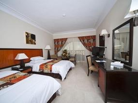 Номер отеля AMC ROYAL RESORT 5* Номер отеля AMC ROYAL RESORT 5*