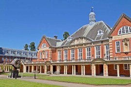 WellingtonCollege (графство Беркшир) WellingtonCollege (графство Беркшир)