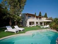 Отель Villa Del Parco 5* Отель Villa Del Parco 5*