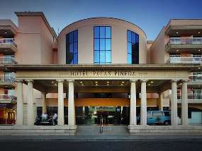 Отель Palas Pineda 4* Отель Palas Pineda 4*