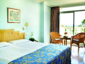 Номер отеля Palas Pineda 4* Номер отеля Palas Pineda 4*