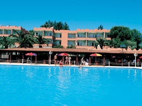 Отель PIGALE BEACH RESORT HOTEL  3*