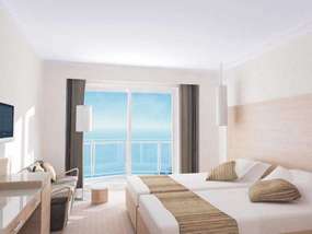 Номер отеля SEALIGHT RESORT HOTEL 5* Номер отеля SEALIGHT RESORT HOTEL 5*