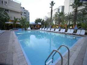 Бассейн отеля SESIN HOTEL 4 * Бассейн отеля SESIN HOTEL 4 *