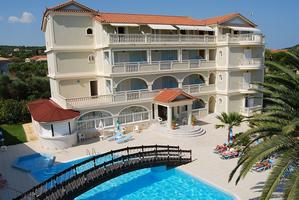 VILLA BASIL HOTEL 2* VILLA BASIL HOTEL 2*