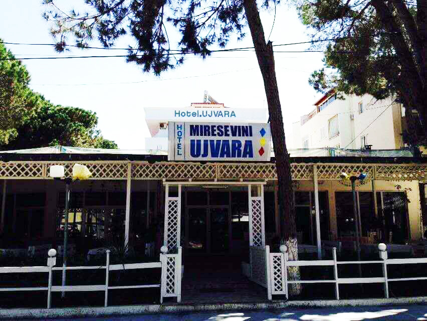 Ujvara 2+*
Ujvara 2+*
