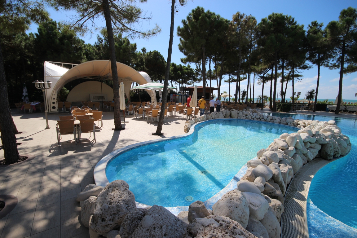 Dolce Vita 4*
Dolce Vita 4*