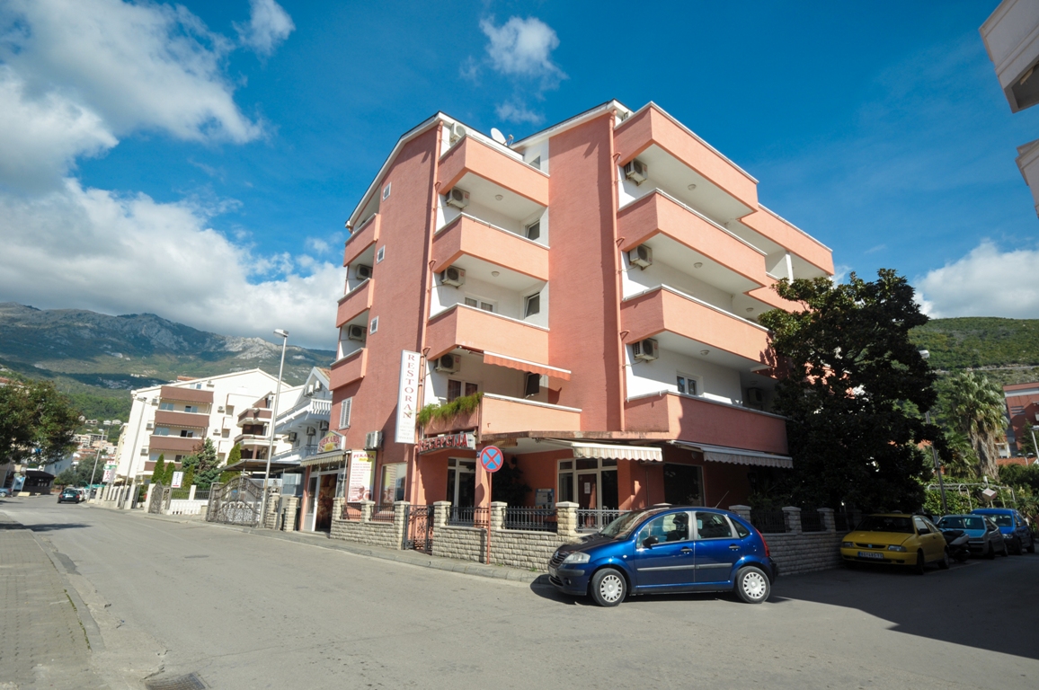 Velji Vinogradi 3*
Velji Vinogradi 3*