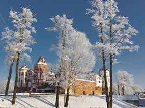 Мирский замок зимой