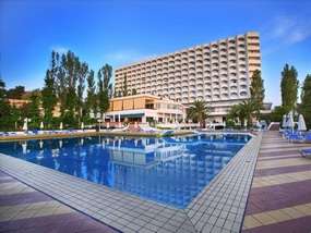 Бассейн отеля Pallini Beach 4*