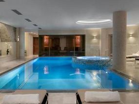Бассейн отеля KEMPINSKI CATHEDRAL SQUARE 5* Бассейн отеля KEMPINSKI CATHEDRAL SQUARE 5*