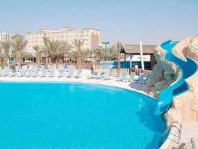 Бассейн отеля CORAL BEACH RESORT 4*