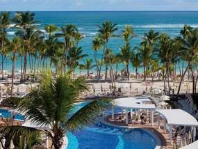 Бассейн и пляж отеля RIU PALACE BAVARO 5*