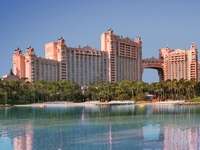 Отель Atlantis Royal Towers 4*
